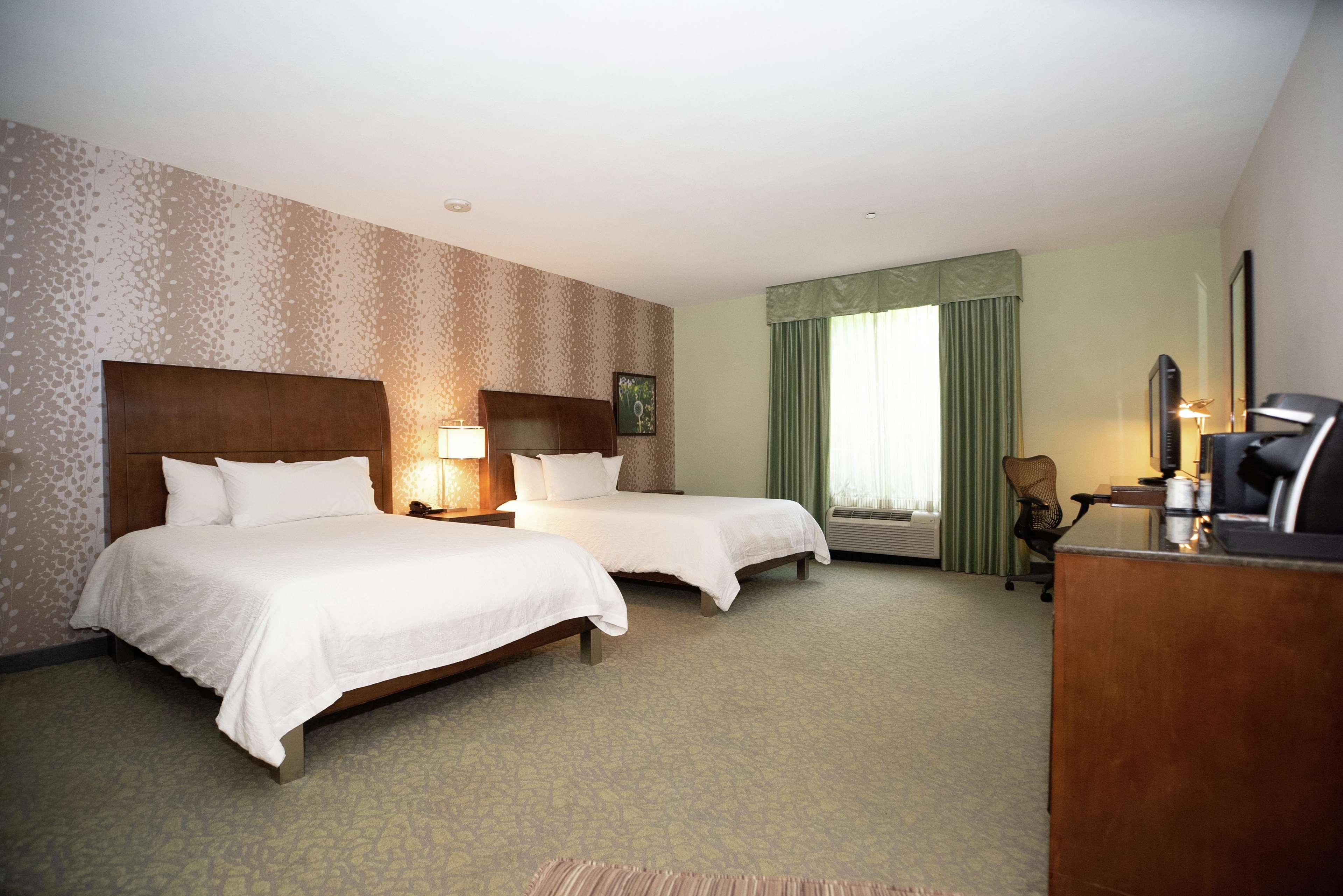Hilton Garden Inn Covington/Mandeville Bagian luar foto