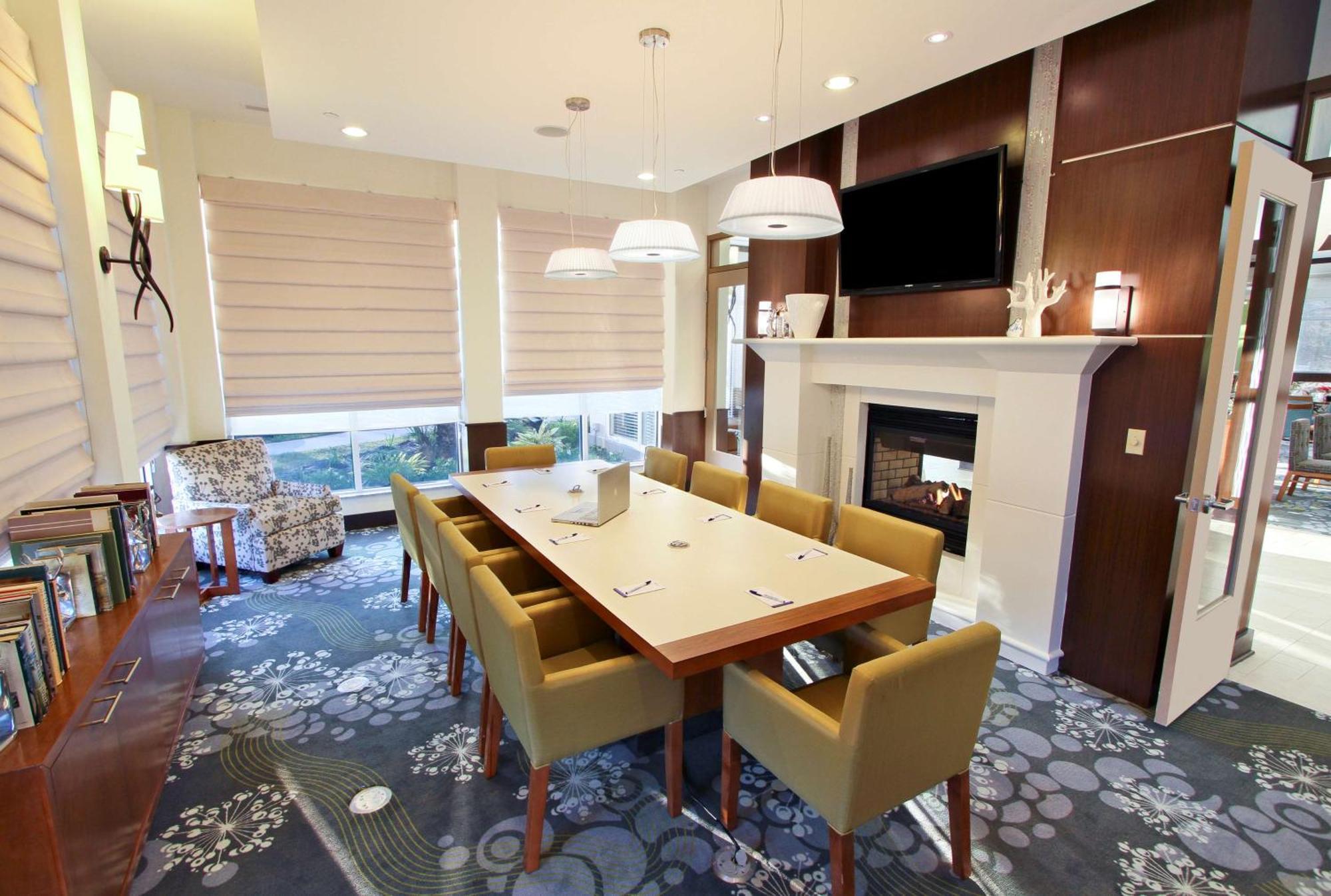 Hilton Garden Inn Covington/Mandeville Bagian luar foto