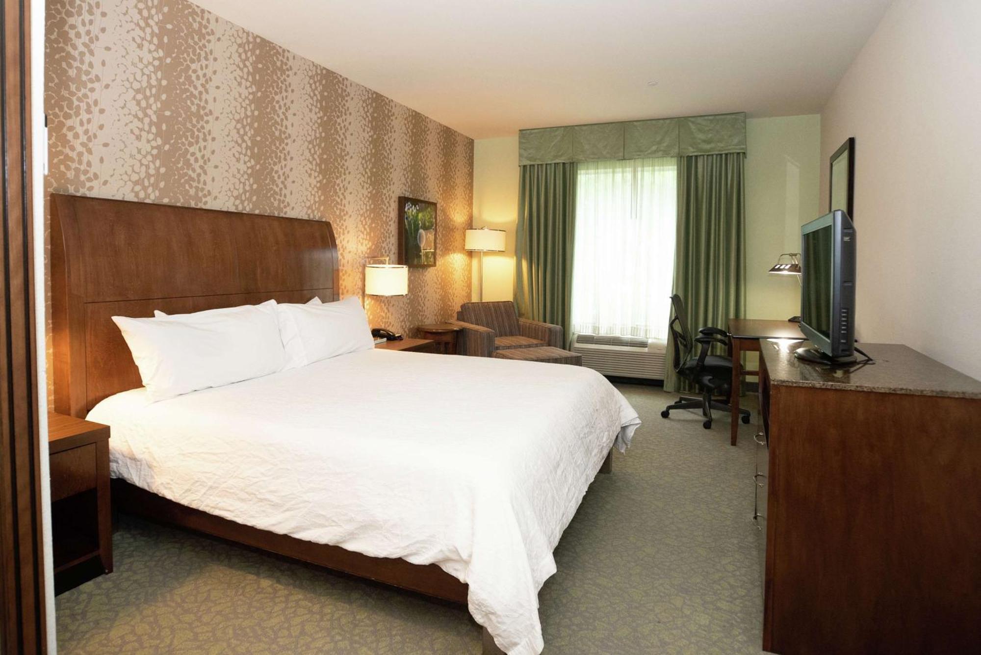 Hilton Garden Inn Covington/Mandeville Bagian luar foto