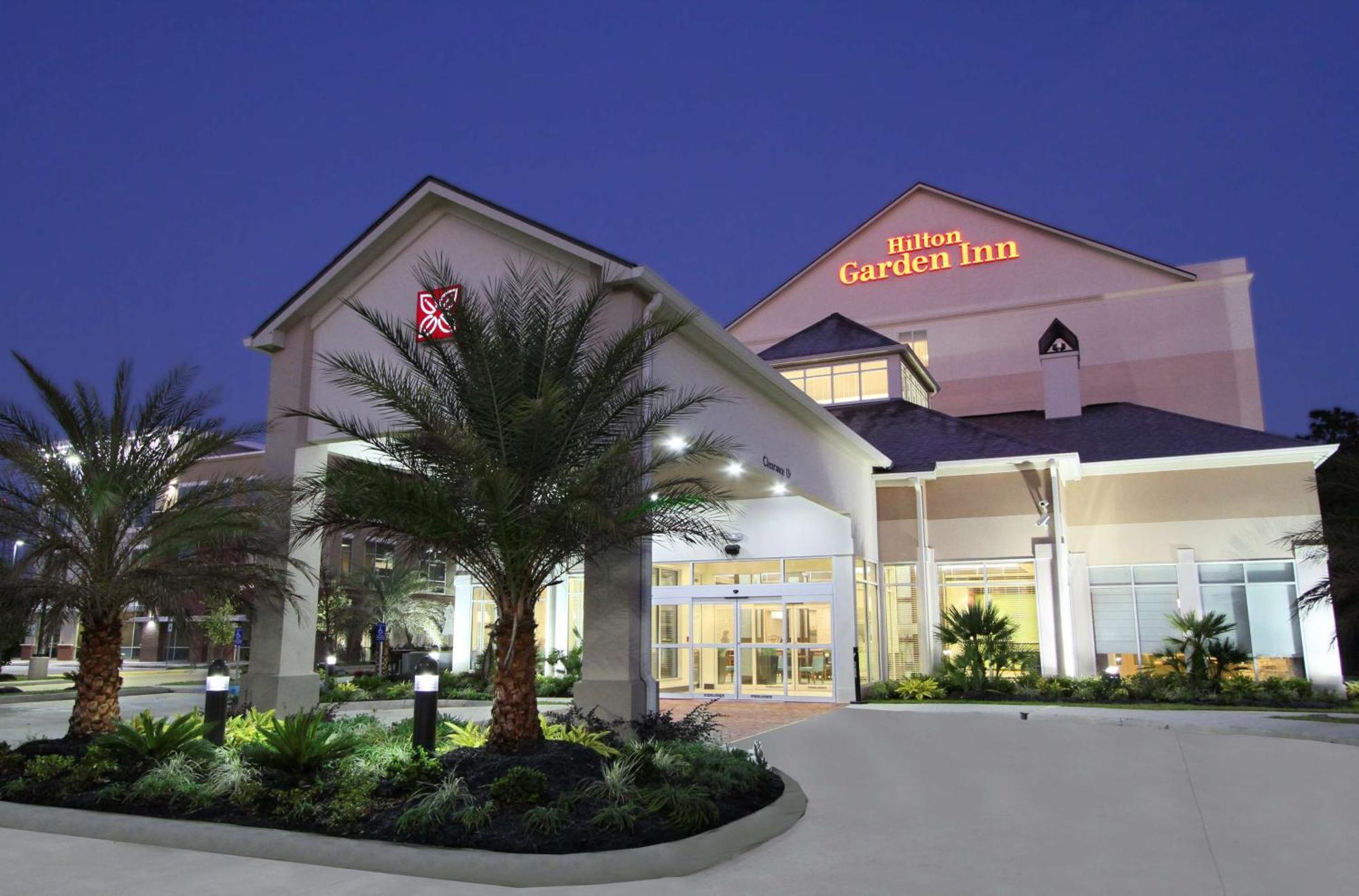 Hilton Garden Inn Covington/Mandeville Bagian luar foto