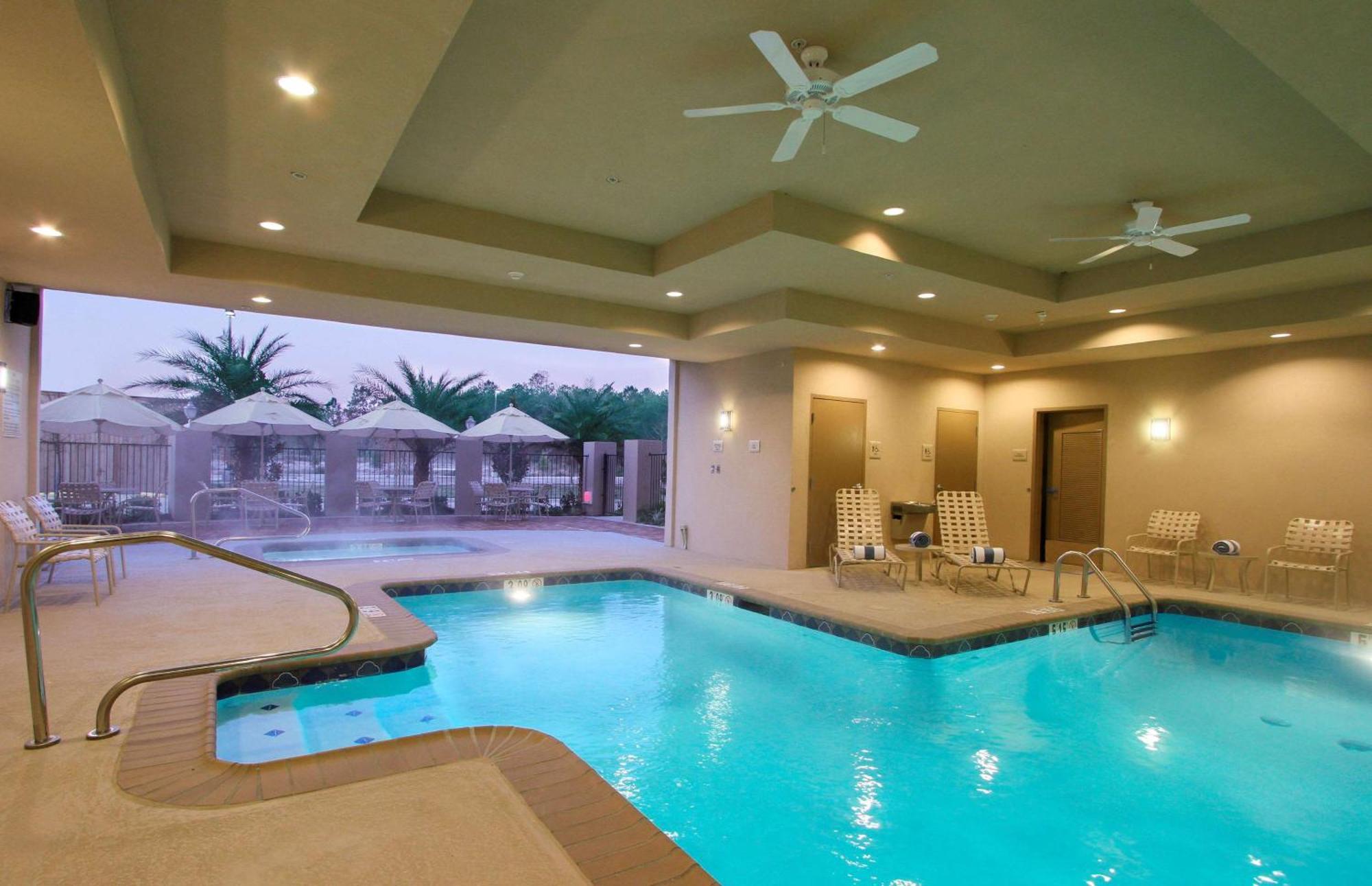 Hilton Garden Inn Covington/Mandeville Bagian luar foto
