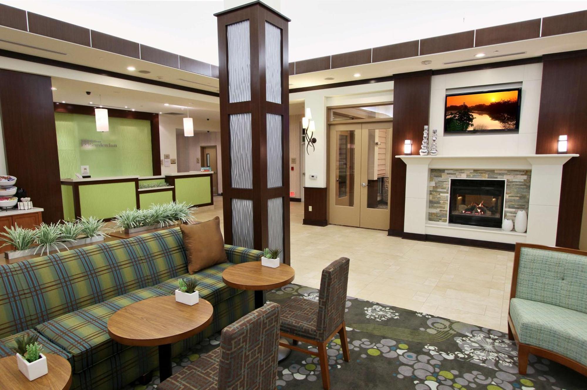 Hilton Garden Inn Covington/Mandeville Bagian luar foto